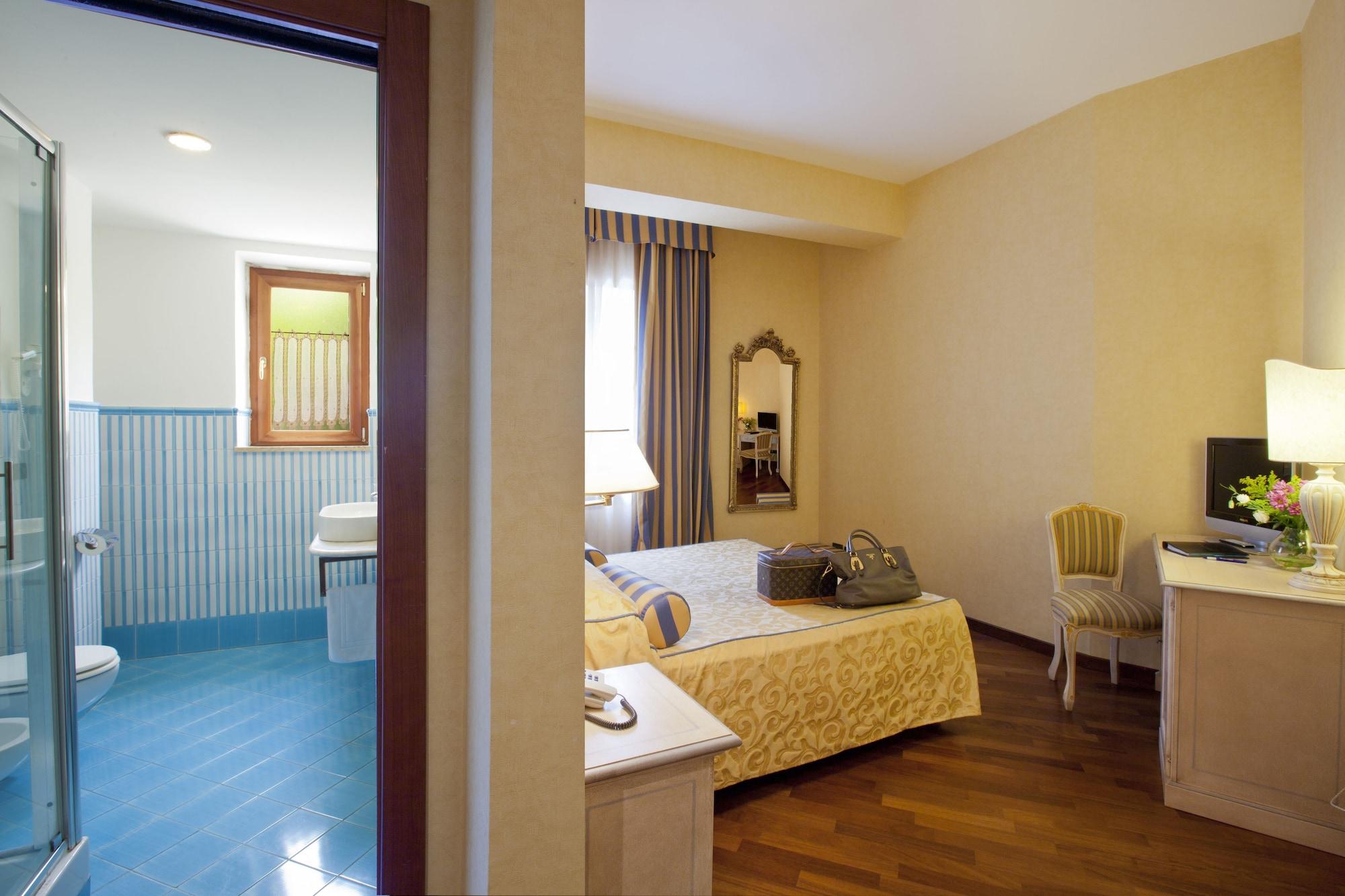 Punta Campanella Resort & Spa Маса Лубрензе Стая снимка