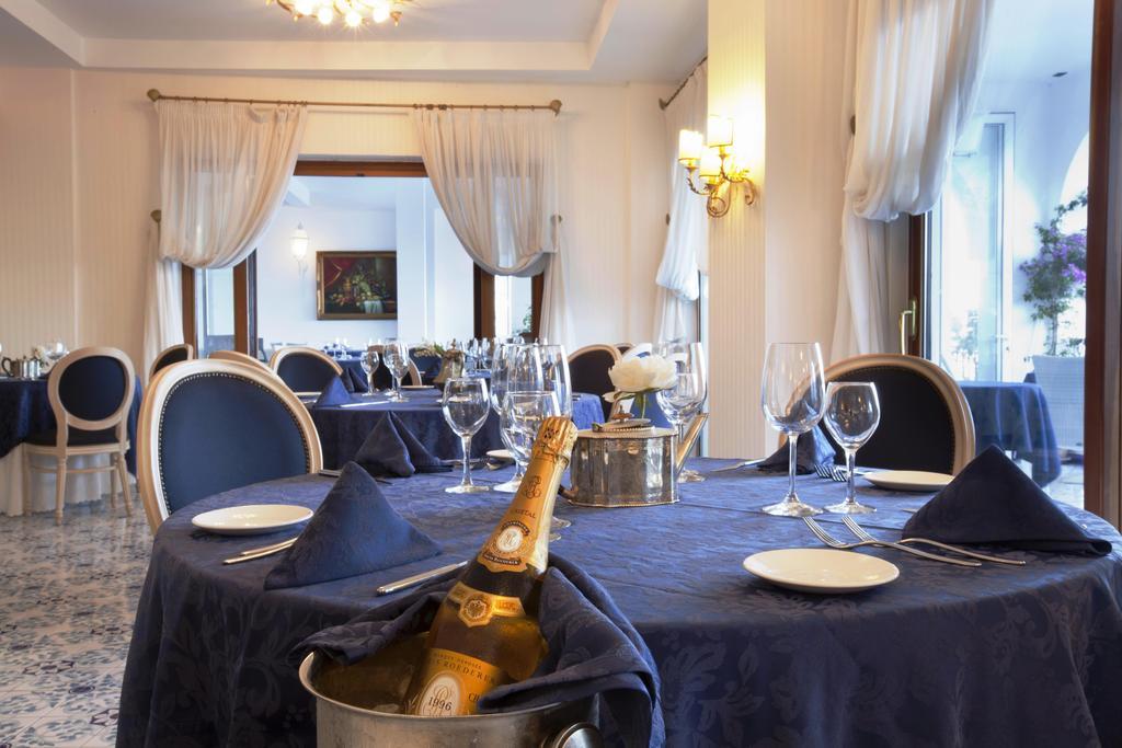 Punta Campanella Resort & Spa Маса Лубрензе Екстериор снимка